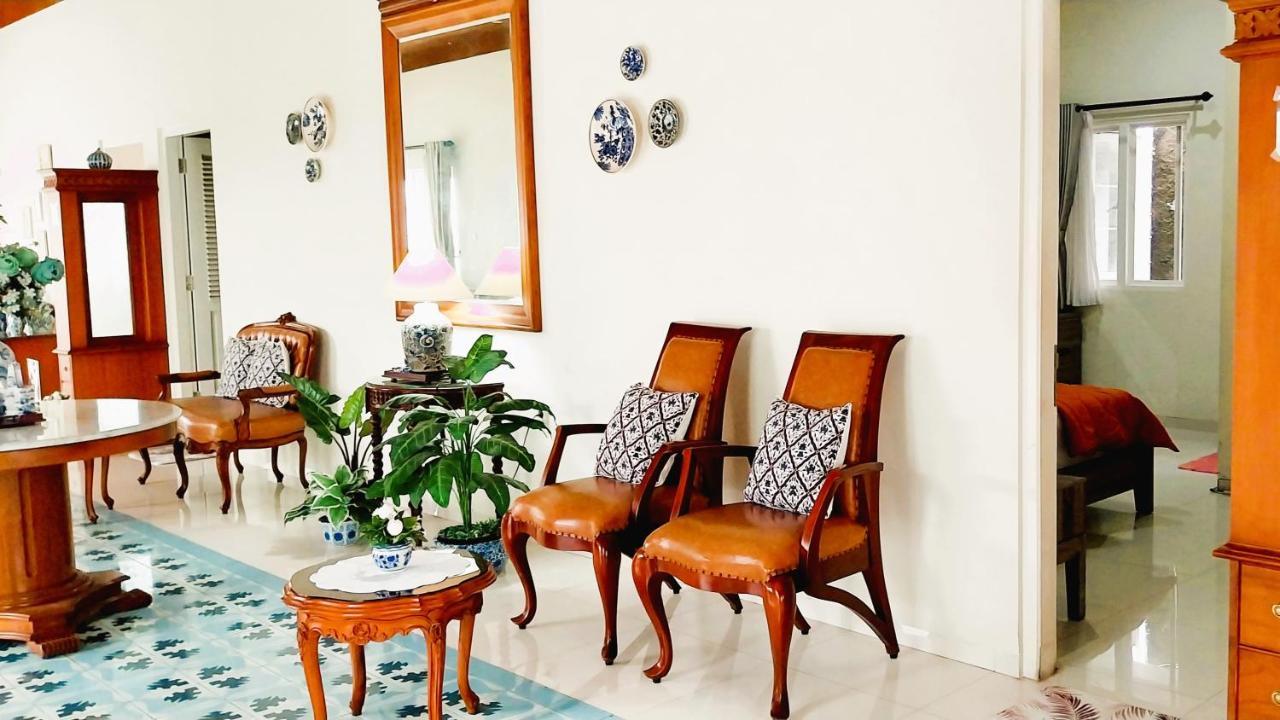 Surokarsan 9 House Yogyakarta Hotel Екстериор снимка