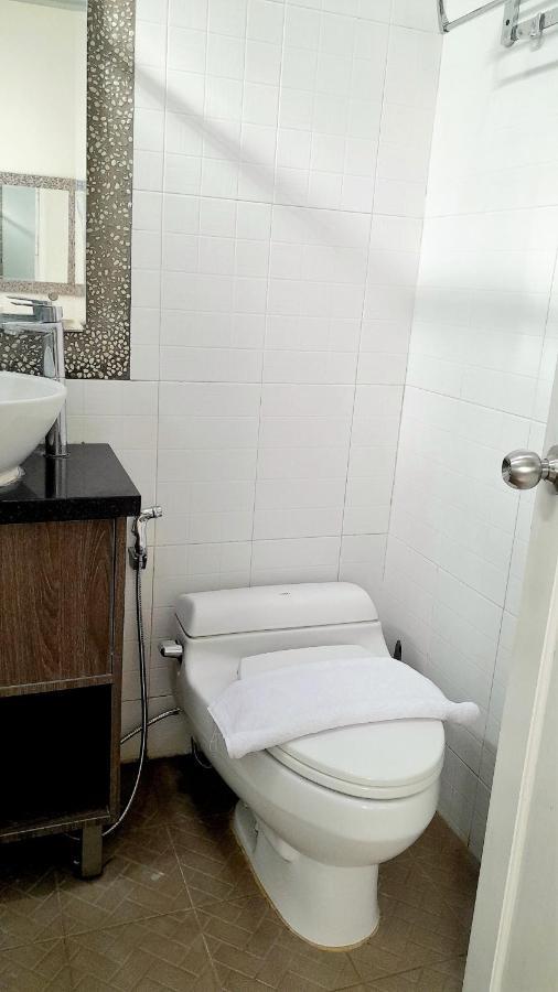 Surokarsan 9 House Yogyakarta Hotel Екстериор снимка