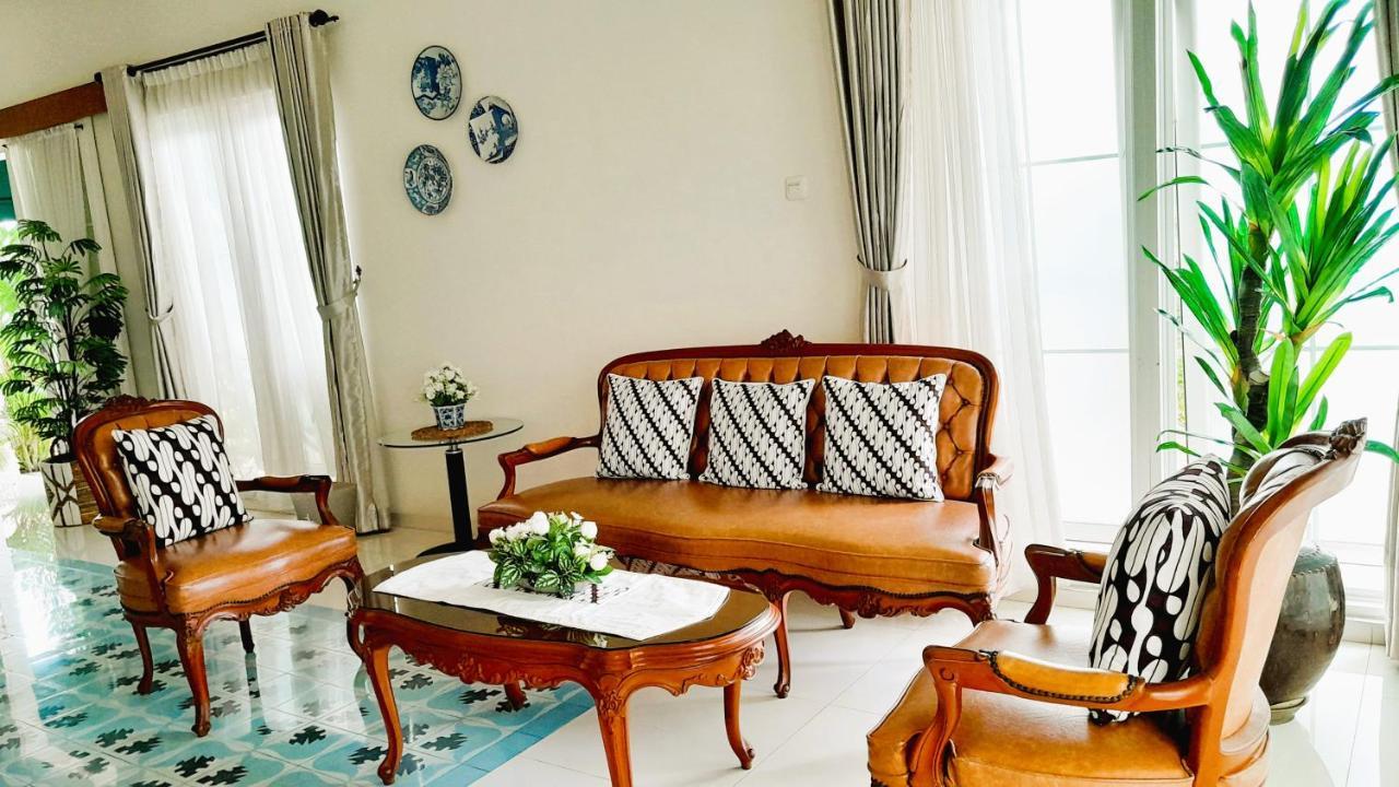 Surokarsan 9 House Yogyakarta Hotel Екстериор снимка