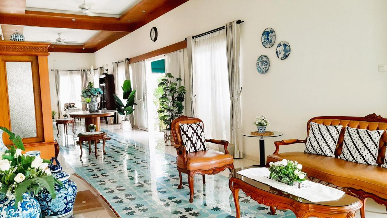 Surokarsan 9 House Yogyakarta Hotel Екстериор снимка
