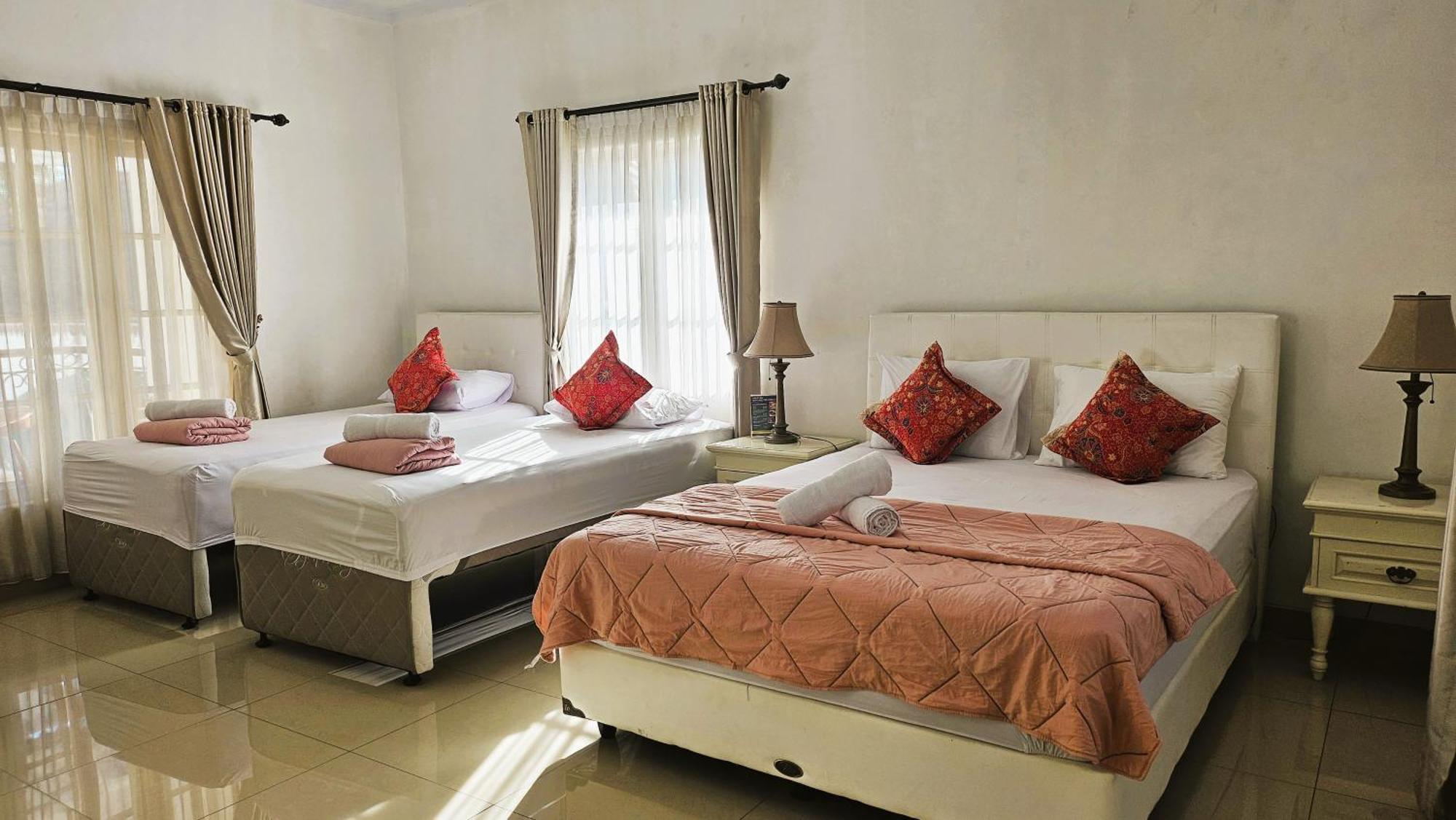 Surokarsan 9 House Yogyakarta Hotel Екстериор снимка