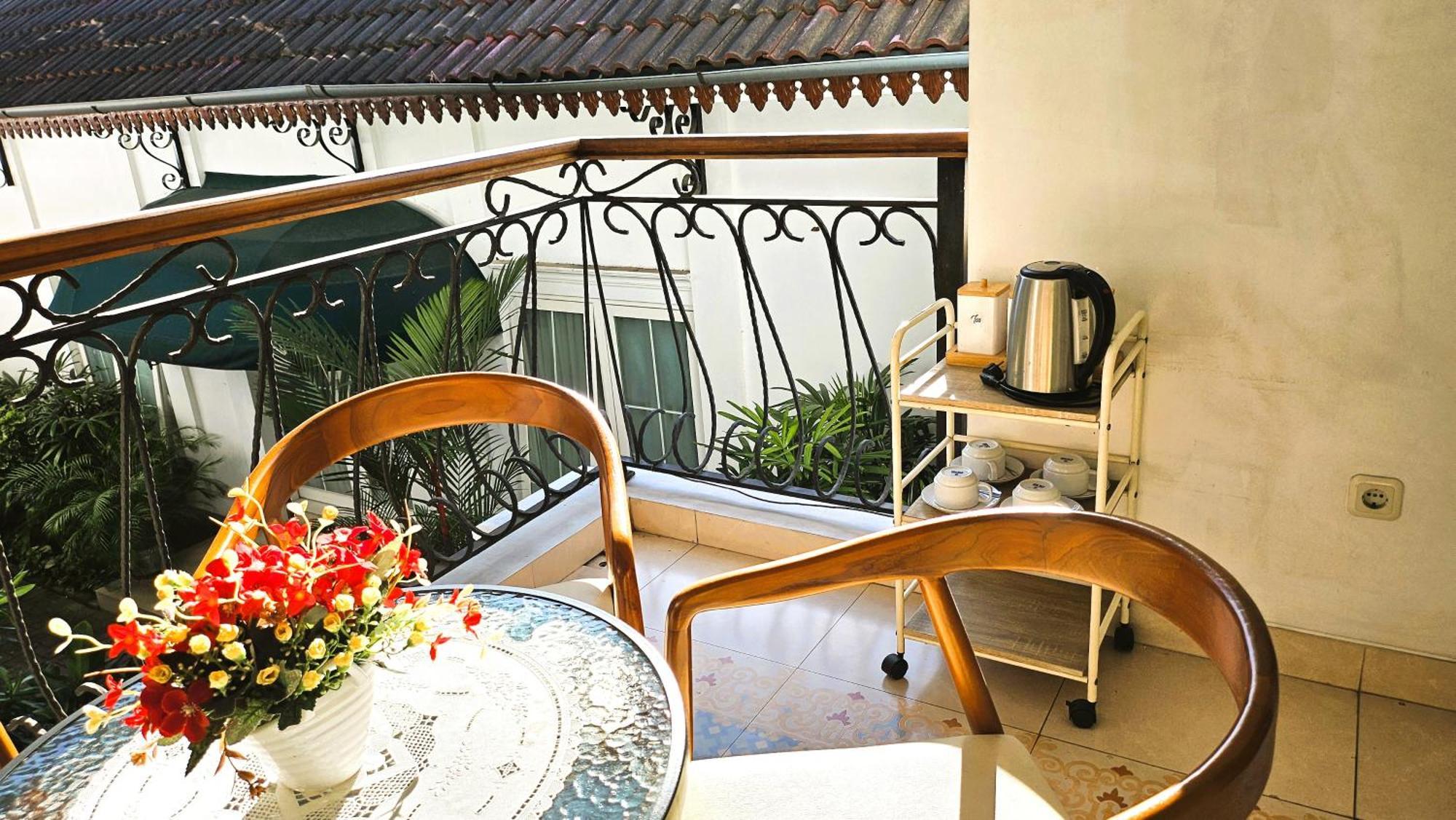 Surokarsan 9 House Yogyakarta Hotel Екстериор снимка