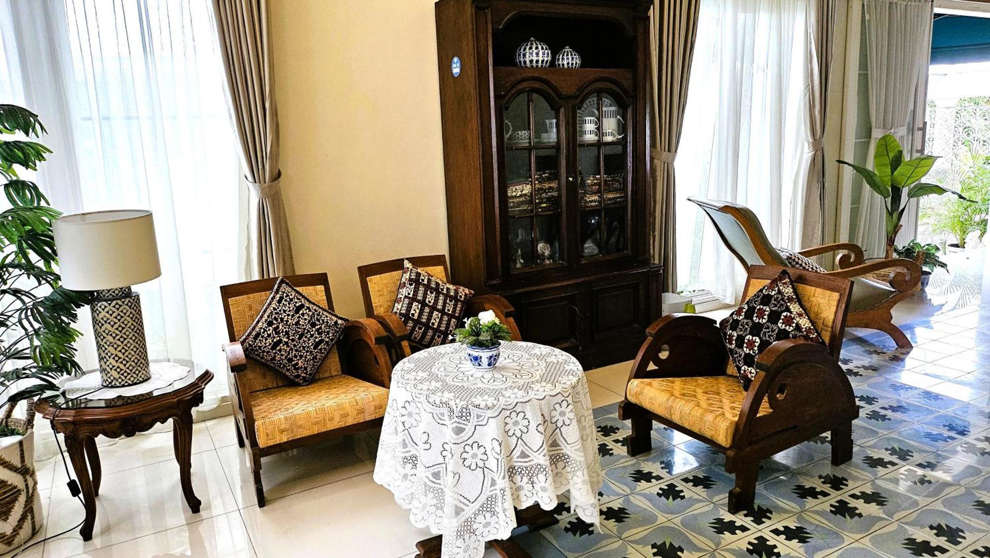 Surokarsan 9 House Yogyakarta Hotel Екстериор снимка