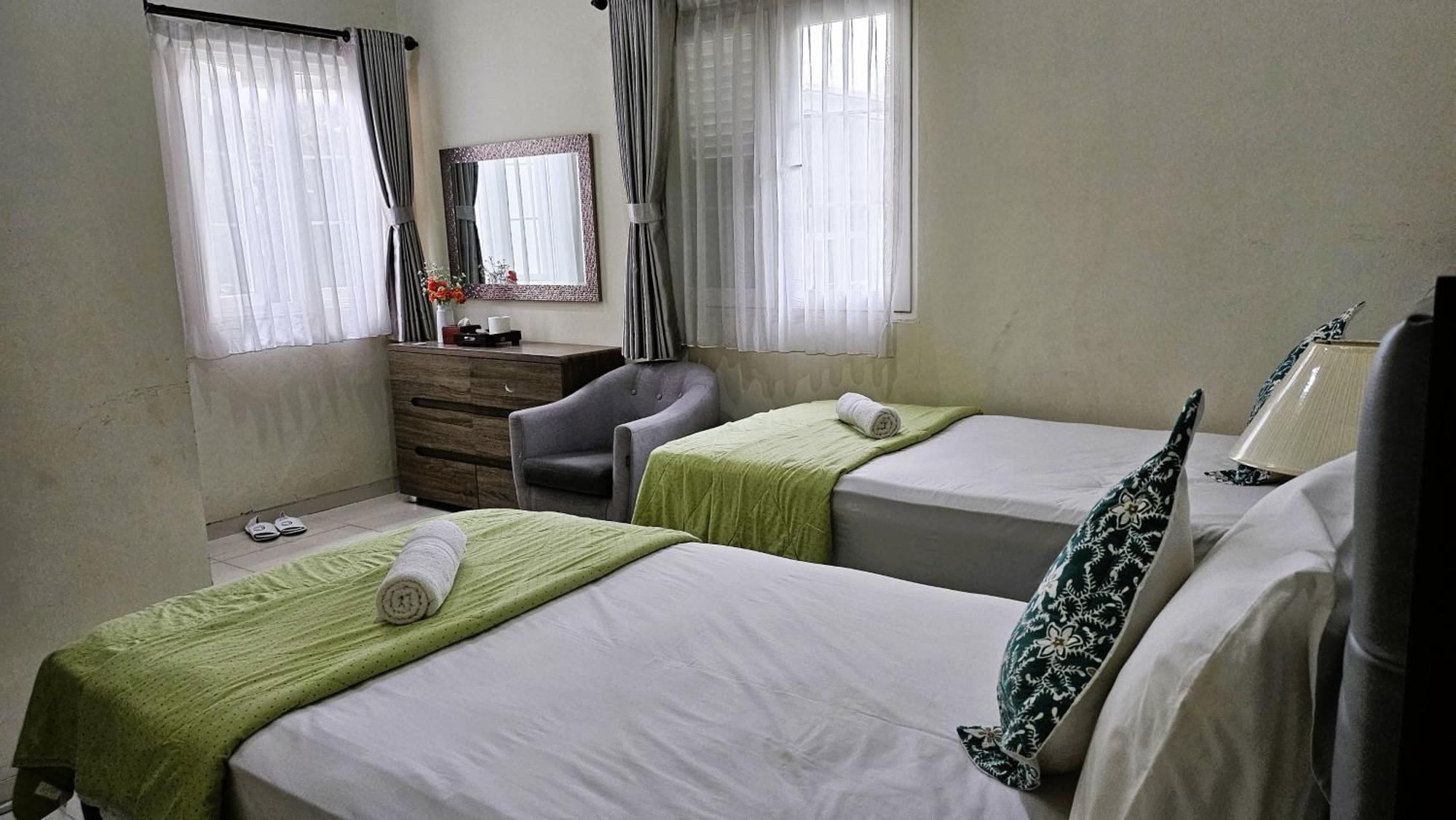 Surokarsan 9 House Yogyakarta Hotel Екстериор снимка