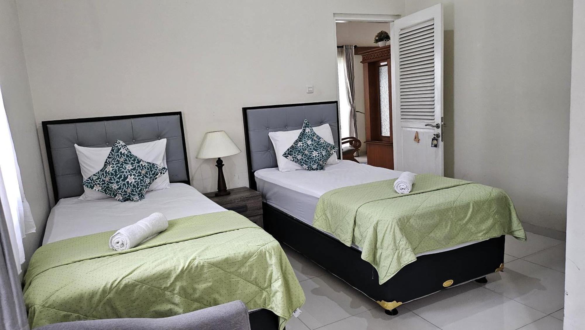 Surokarsan 9 House Yogyakarta Hotel Екстериор снимка