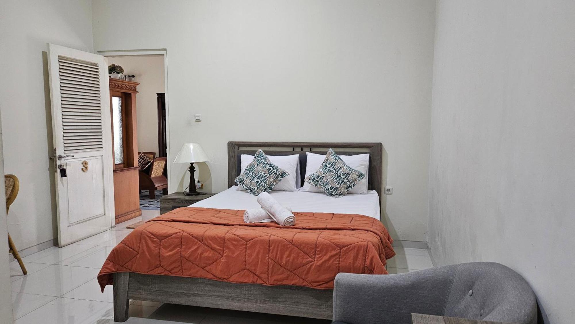 Surokarsan 9 House Yogyakarta Hotel Екстериор снимка