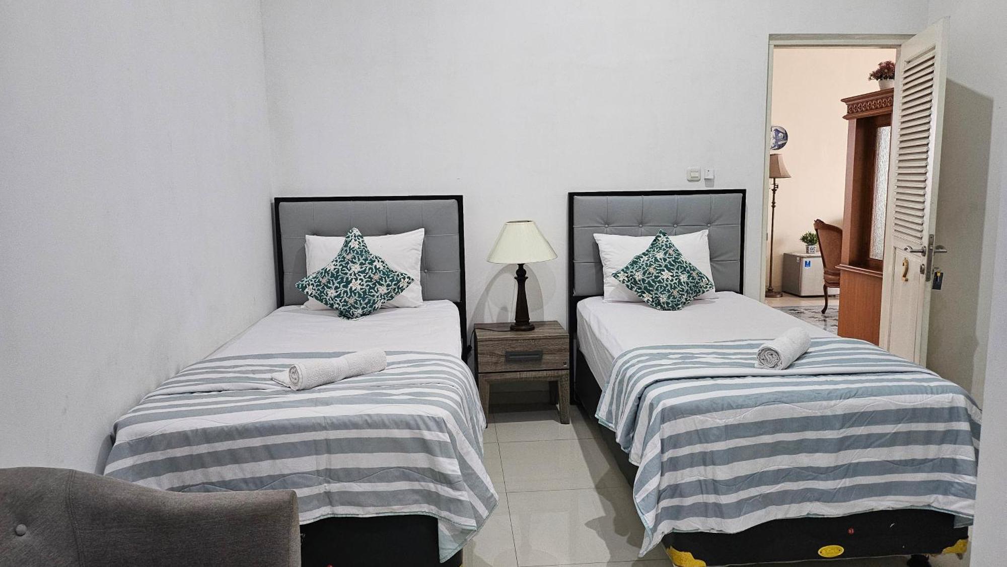 Surokarsan 9 House Yogyakarta Hotel Екстериор снимка